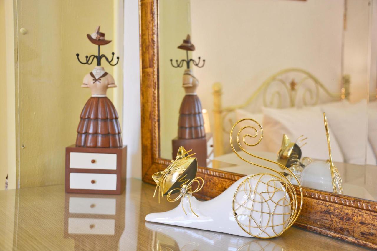 Venetian Well Gallery Apartment In Corfu Old Town Extérieur photo