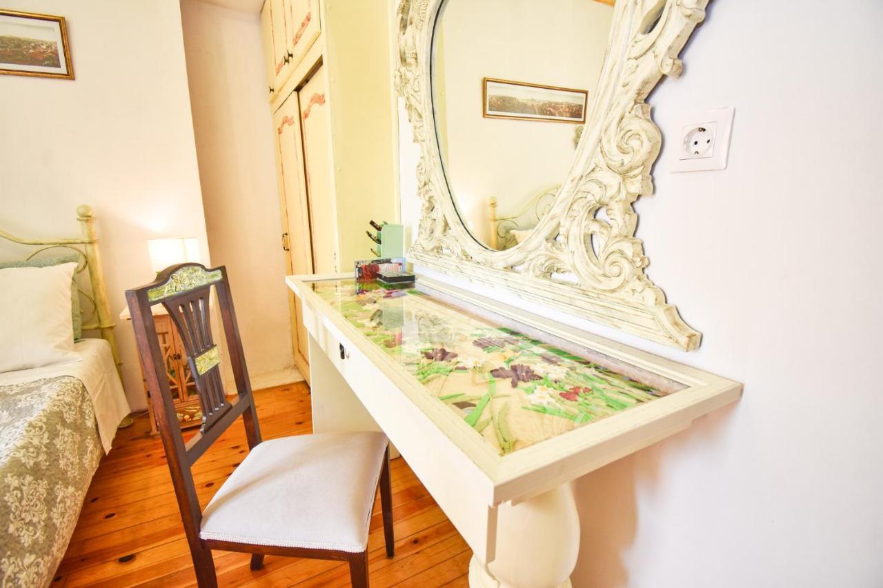 Venetian Well Gallery Apartment In Corfu Old Town Extérieur photo
