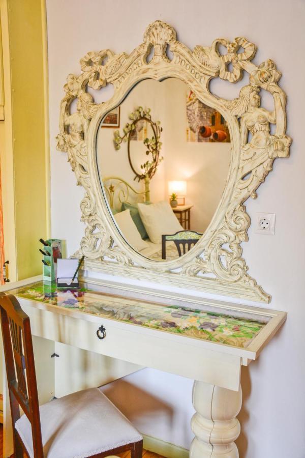 Venetian Well Gallery Apartment In Corfu Old Town Extérieur photo
