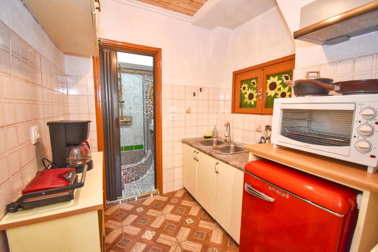 Venetian Well Gallery Apartment In Corfu Old Town Extérieur photo